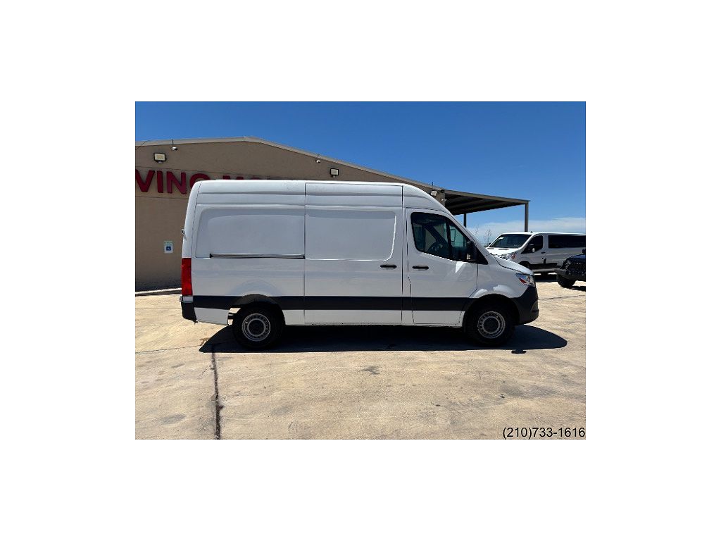 2020 Mercedes-Benz Sprinter 2500 144" WB Crew