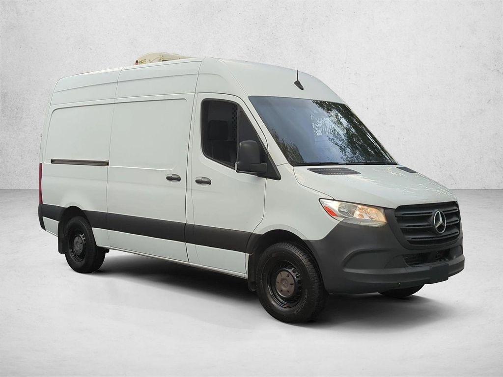 2020 Mercedes-Benz Sprinter 2500 144" WB Crew