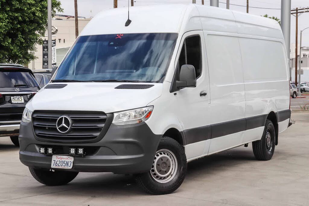 2020 Mercedes-Benz Sprinter 2500 170" WB Crew