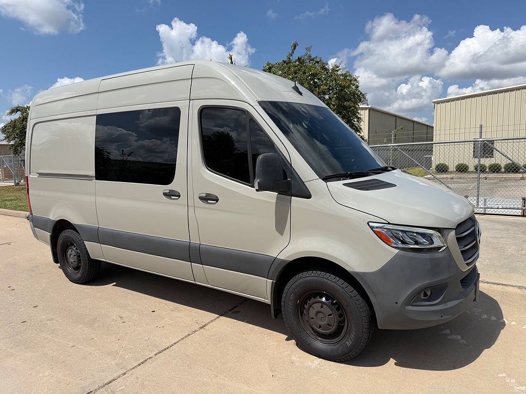 2024 Mercedes-Benz Sprinter 2500 144" WB Crew