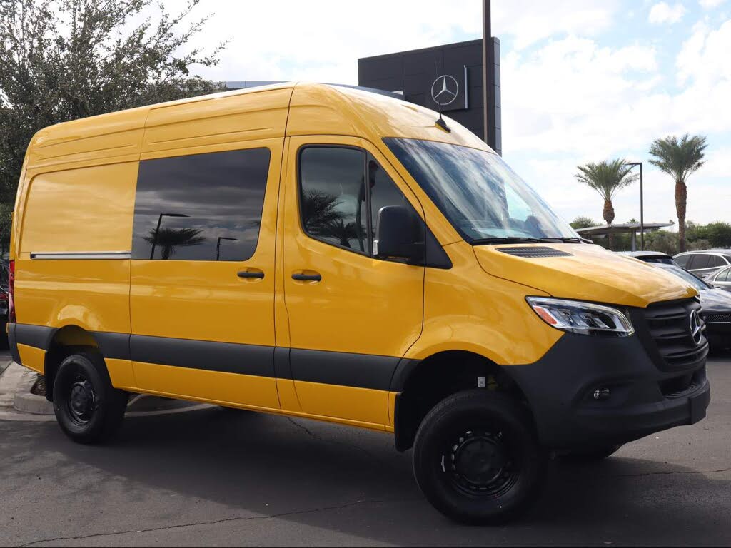 2026 Mercedes-Benz Sprinter 2500 144" WB Crew