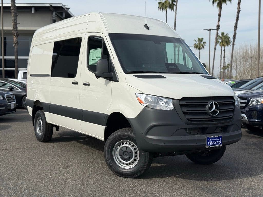 2026 Mercedes-Benz Sprinter 2500 144" WB Crew