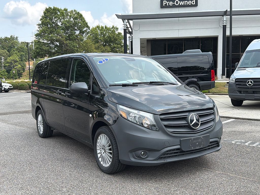 2023 Mercedes-Benz Metris Passenger