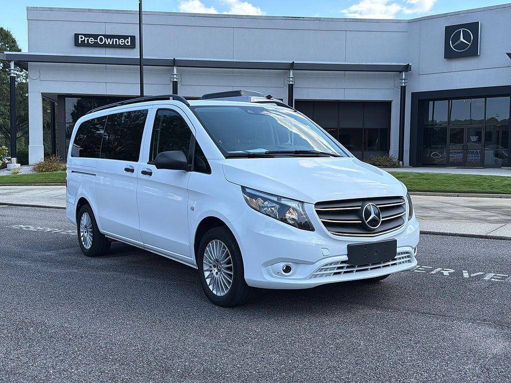 2023 Mercedes-Benz Metris Passenger