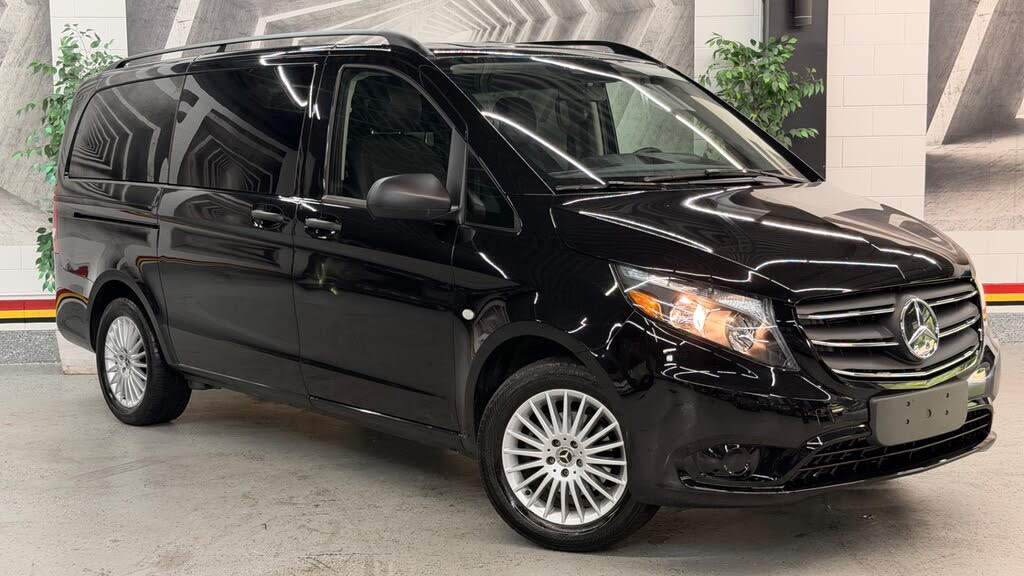 2023 Mercedes-Benz Metris Passenger