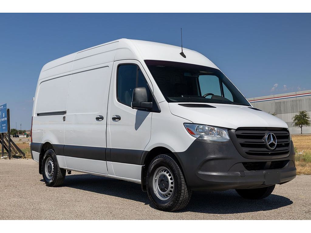 2022 Mercedes-Benz Sprinter 2500 144" WB Cargo