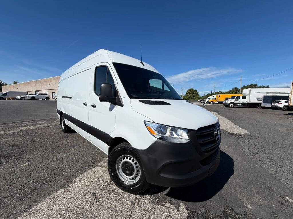 2022 Mercedes-Benz Sprinter 2500 170" WB Cargo
