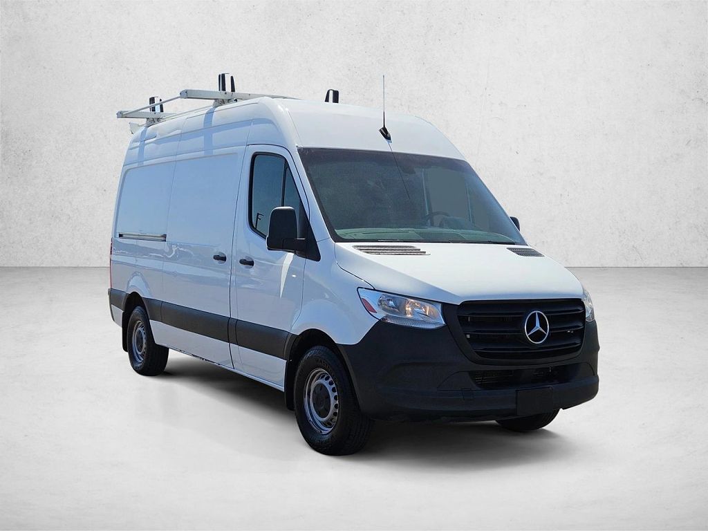 2022 Mercedes-Benz Sprinter 2500 144" WB Cargo