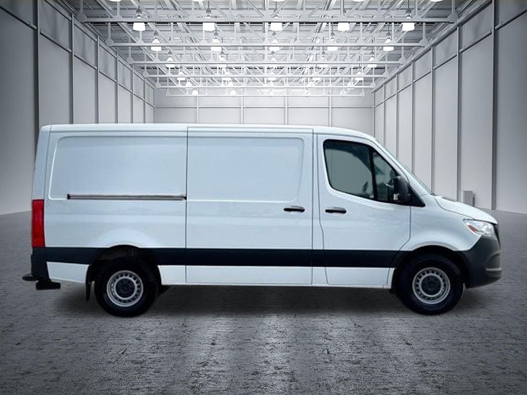 2021 Mercedes-Benz Sprinter 2500 144" WB Cargo
