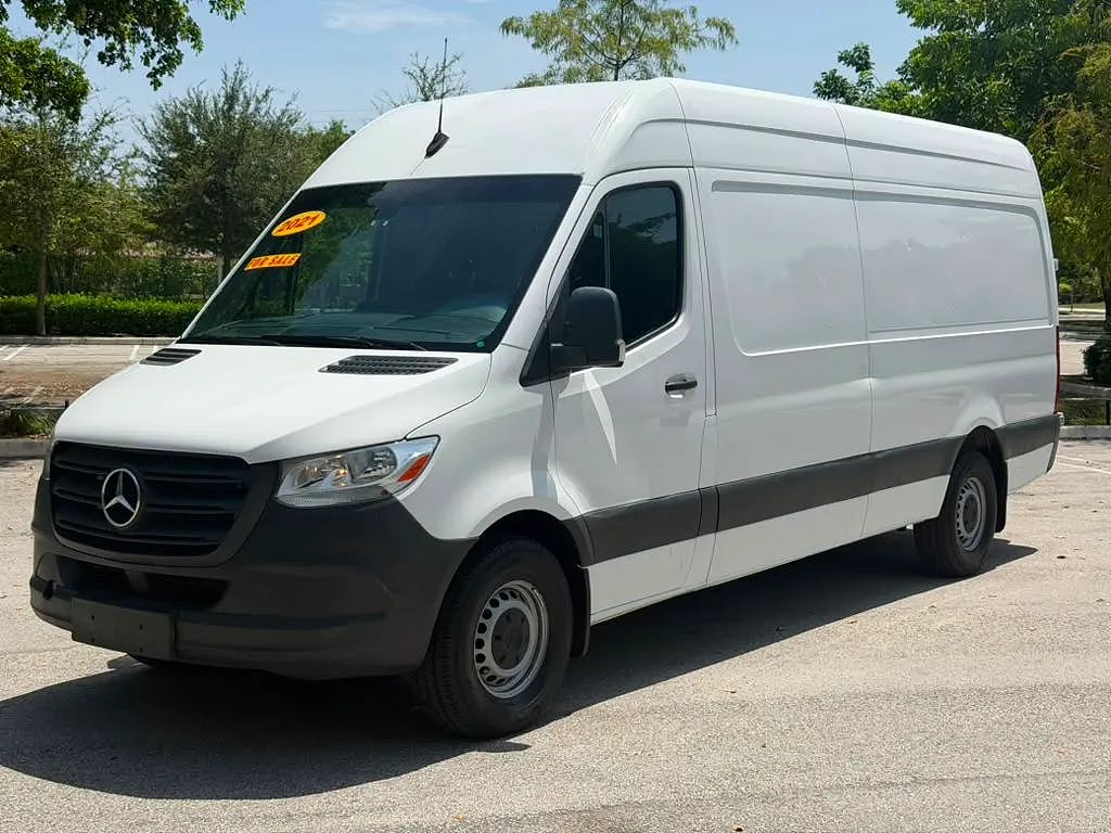 2021 Mercedes-Benz Sprinter 2500 170" WB Cargo
