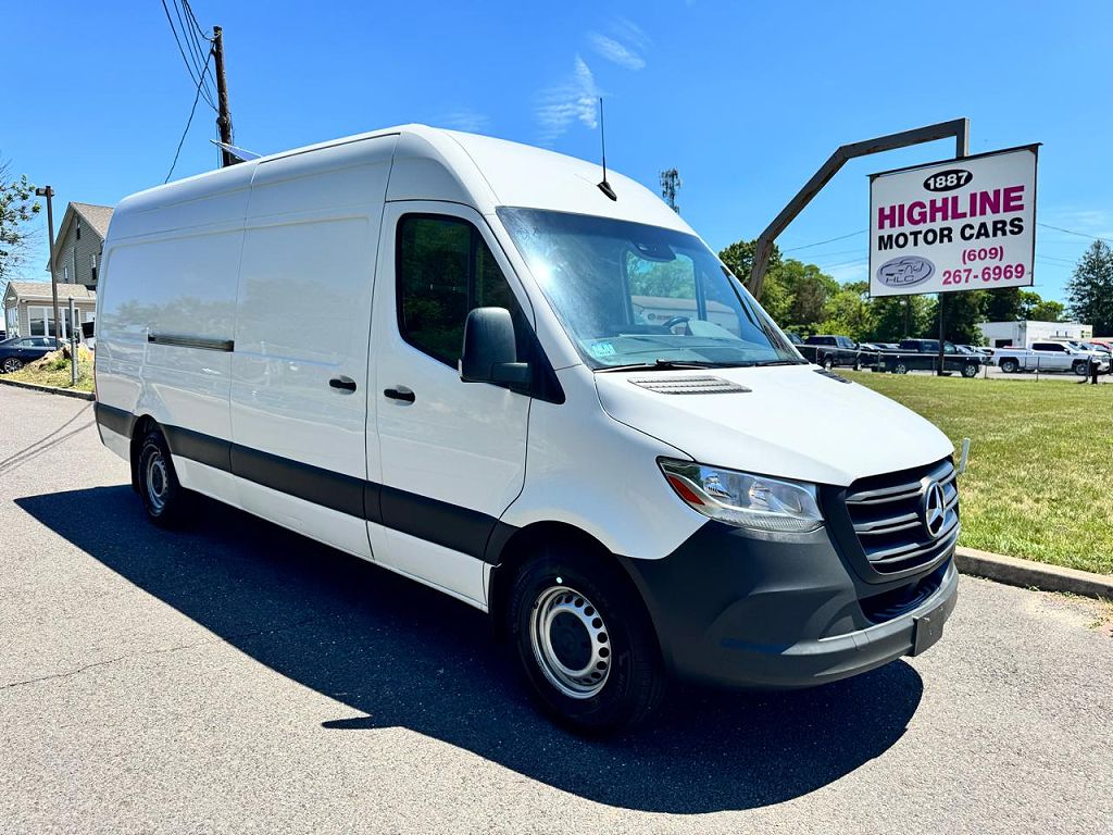 2022 Mercedes-Benz Sprinter 2500 170" WB Cargo
