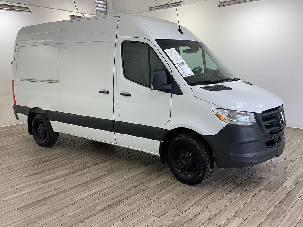 2025 Mercedes-Benz Sprinter 2500 144" WB Cargo