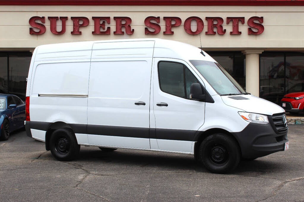 2025 Mercedes-Benz Sprinter 2500 144" WB Cargo