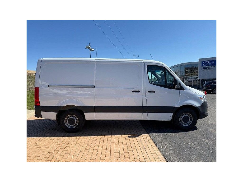 2025 Mercedes-Benz Sprinter 2500 144" WB Cargo