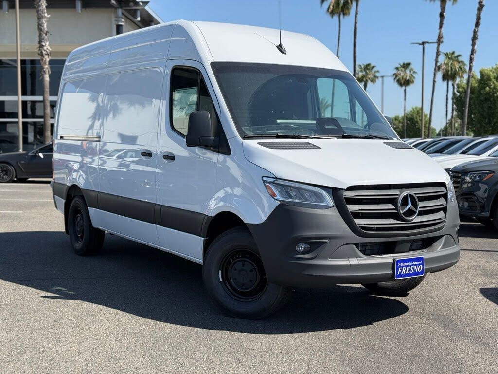 2026 Mercedes-Benz Sprinter 2500 144" WB Cargo