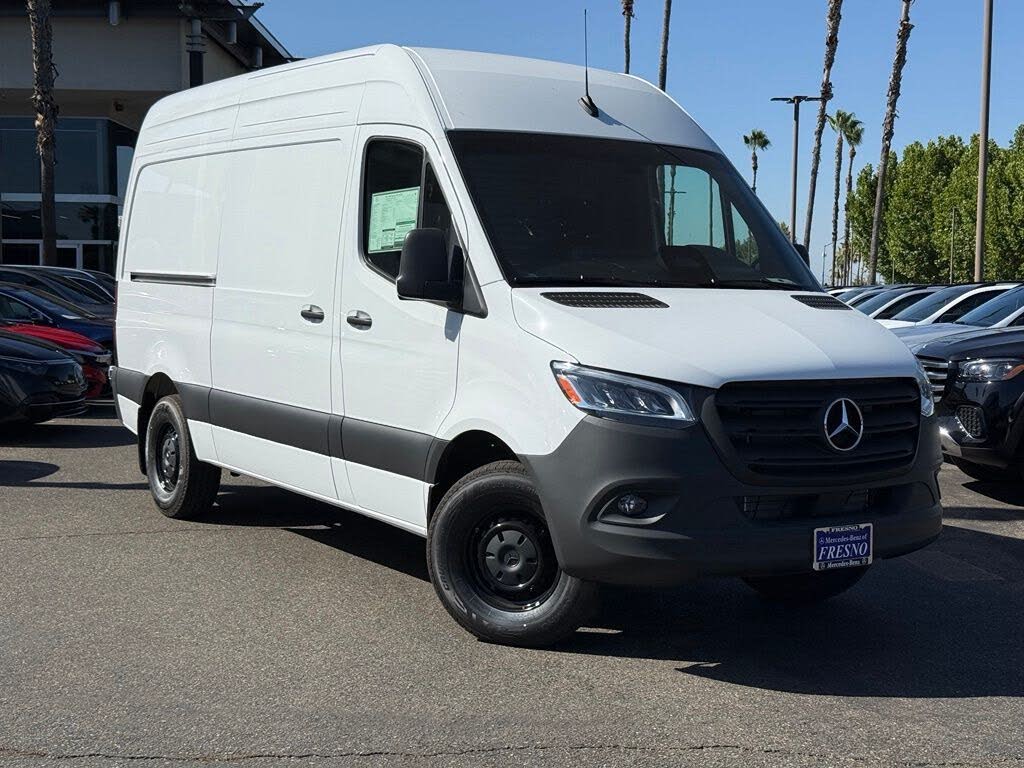 2026 Mercedes-Benz Sprinter 2500 144" WB Cargo