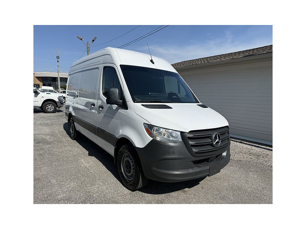 2025 Mercedes-Benz Sprinter 2500 144" WB Cargo