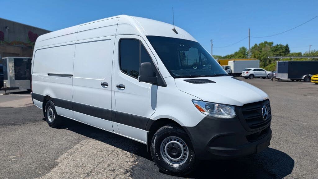 2023 Mercedes-Benz Sprinter 2500 170" WB Cargo