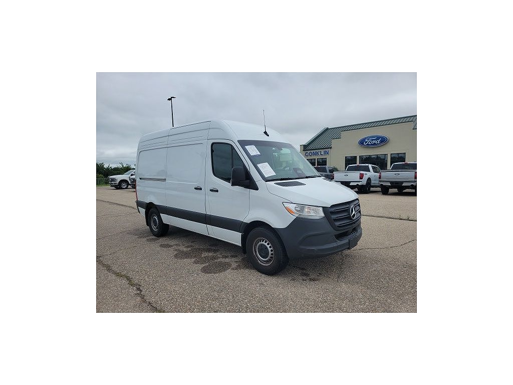 2025 Mercedes-Benz Sprinter 2500 144" WB Cargo