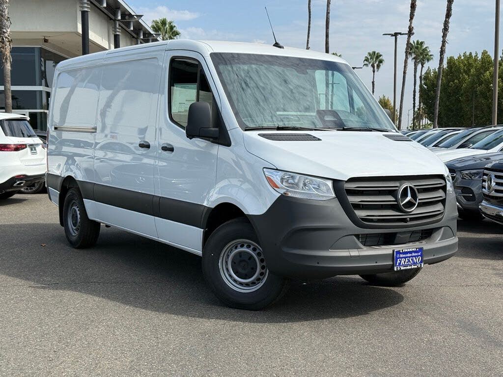 2026 Mercedes-Benz Sprinter 2500 144" WB Cargo