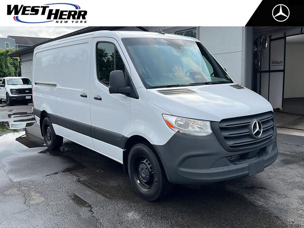 2025 Mercedes-Benz Sprinter 2500 144" WB Cargo
