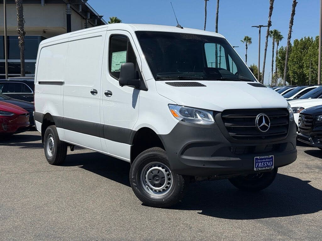 2026 Mercedes-Benz Sprinter 2500 144" WB Cargo