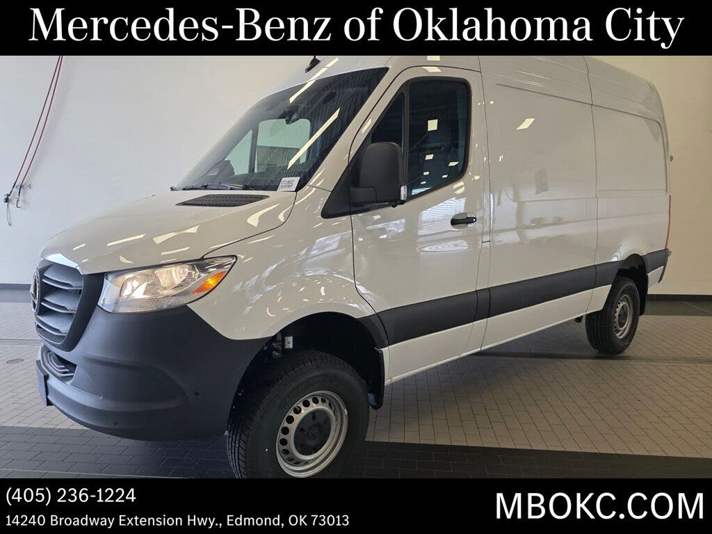 2025 Mercedes-Benz Sprinter 2500 144" WB Cargo