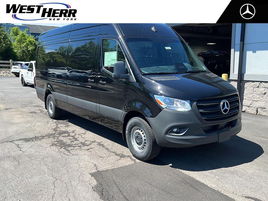 2026 Mercedes-Benz Sprinter 2500 170" WB Cargo
