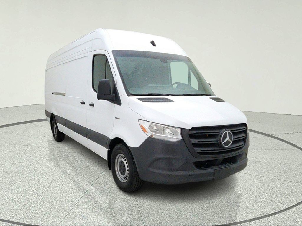 2024 Mercedes-Benz eSprinter photo 1