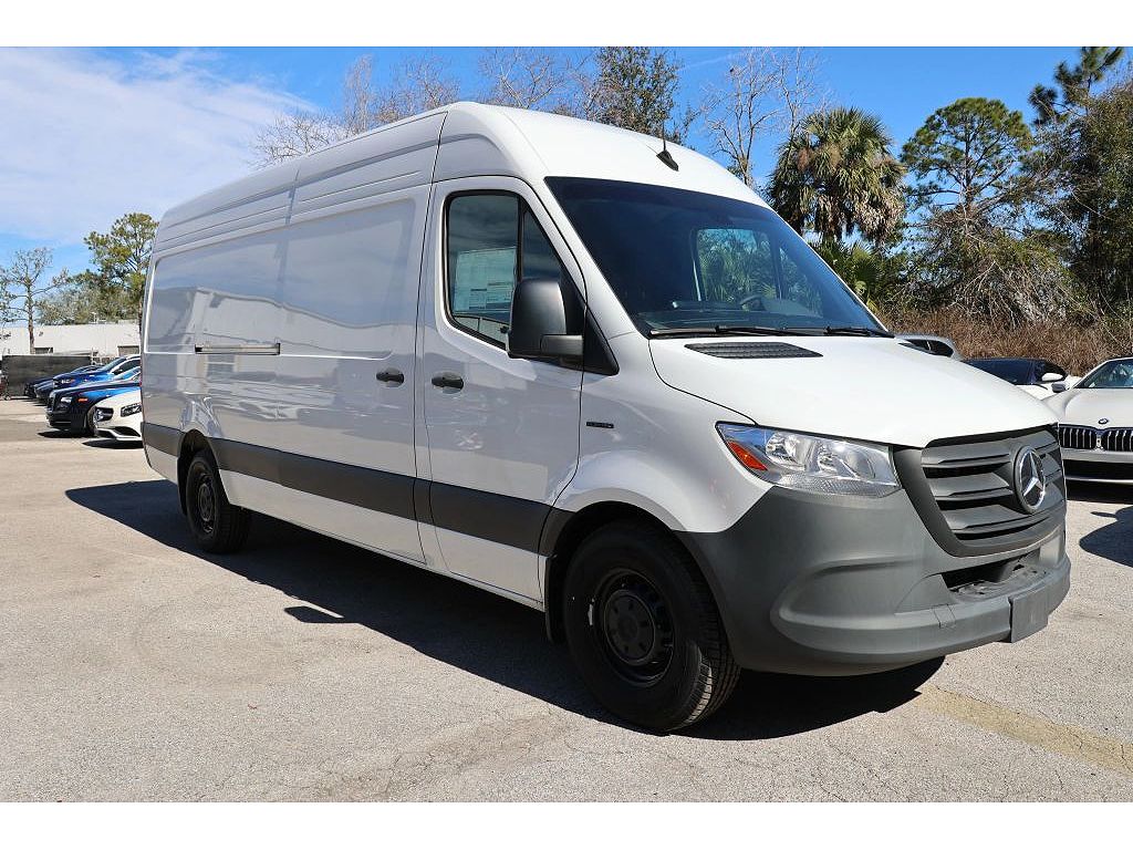 2024 Mercedes-Benz eSprinter 2500 170" WB Cargo