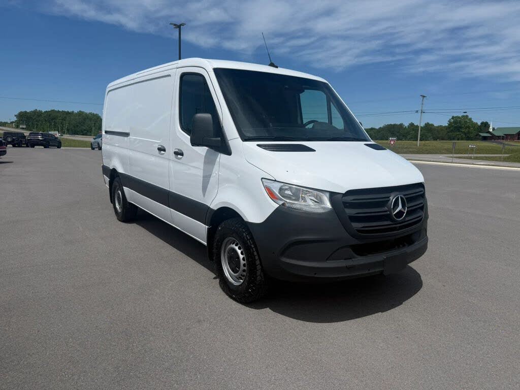 2022 Mercedes-Benz Sprinter 1500 144" WB Cargo