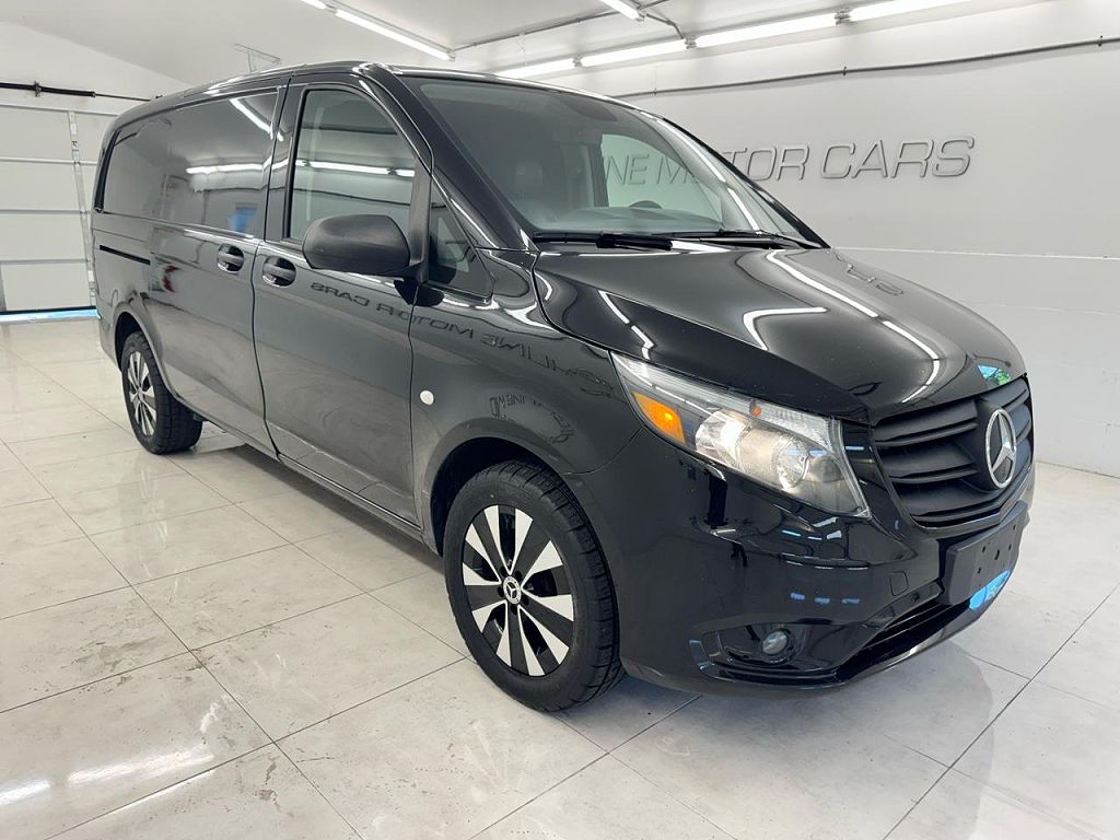 2022 Mercedes-Benz Metris 126" WB Cargo
