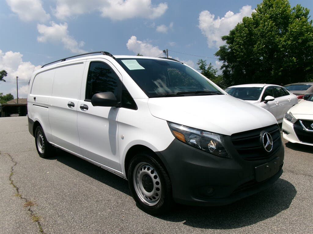 2022 Mercedes-Benz Metris 135" WB Cargo