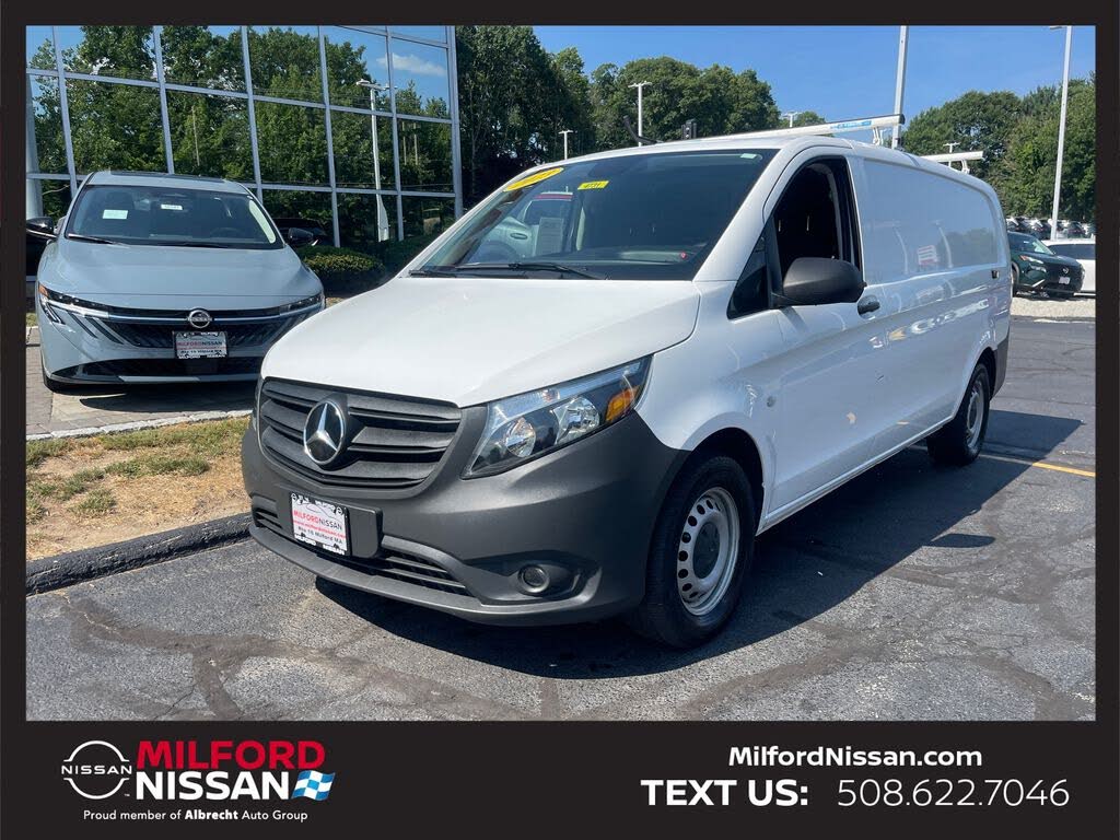 2023 Mercedes-Benz Metris 135" WB Cargo