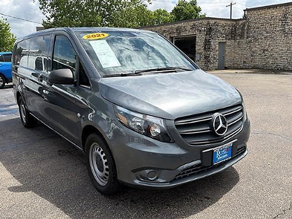 2021 Mercedes-Benz Metris 135" WB Cargo