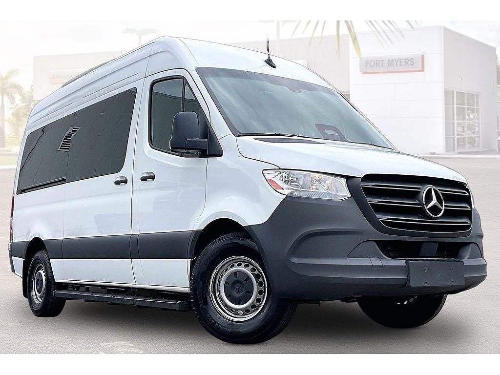 2025 Mercedes-Benz Sprinter 2500 144" WB Passenger
