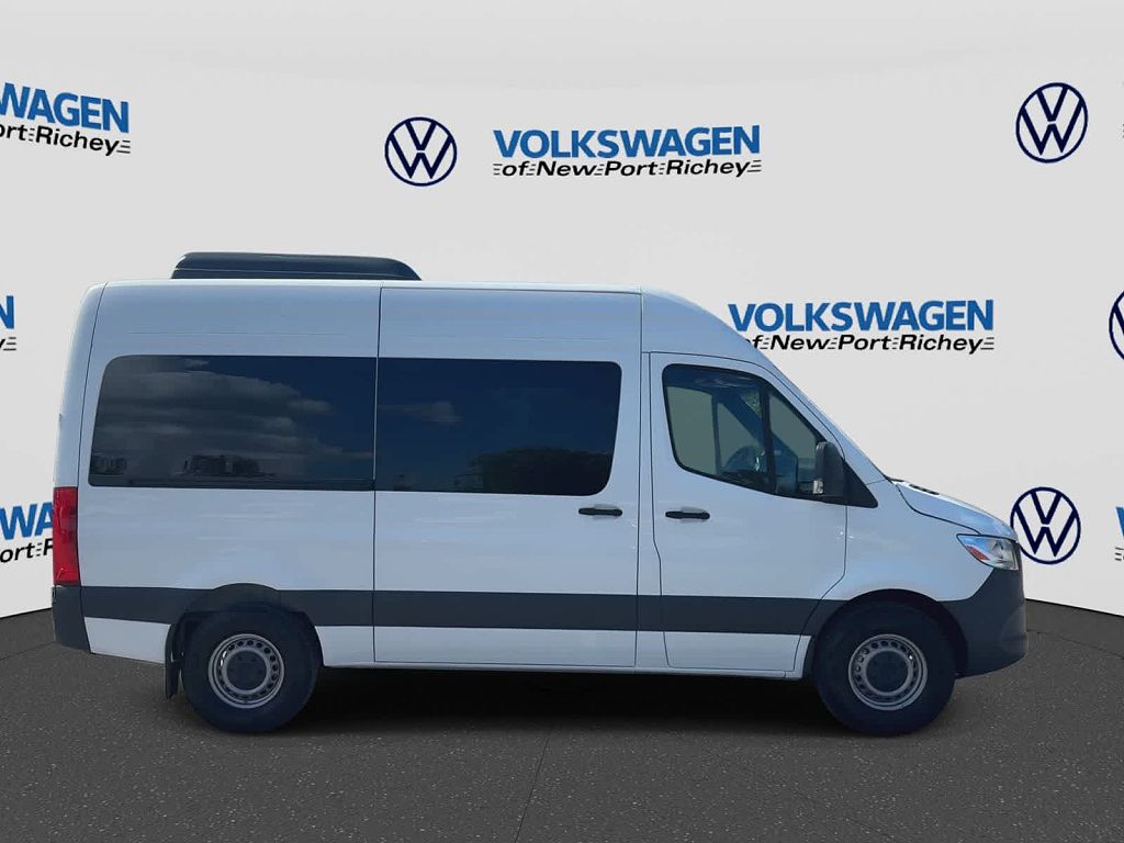 2024 Mercedes-Benz Sprinter 2500 144" WB Passenger