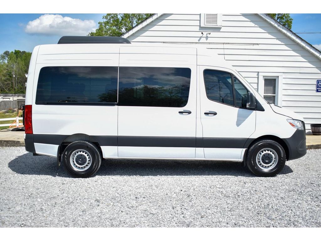 2024 Mercedes-Benz Sprinter 2500 144" WB Passenger
