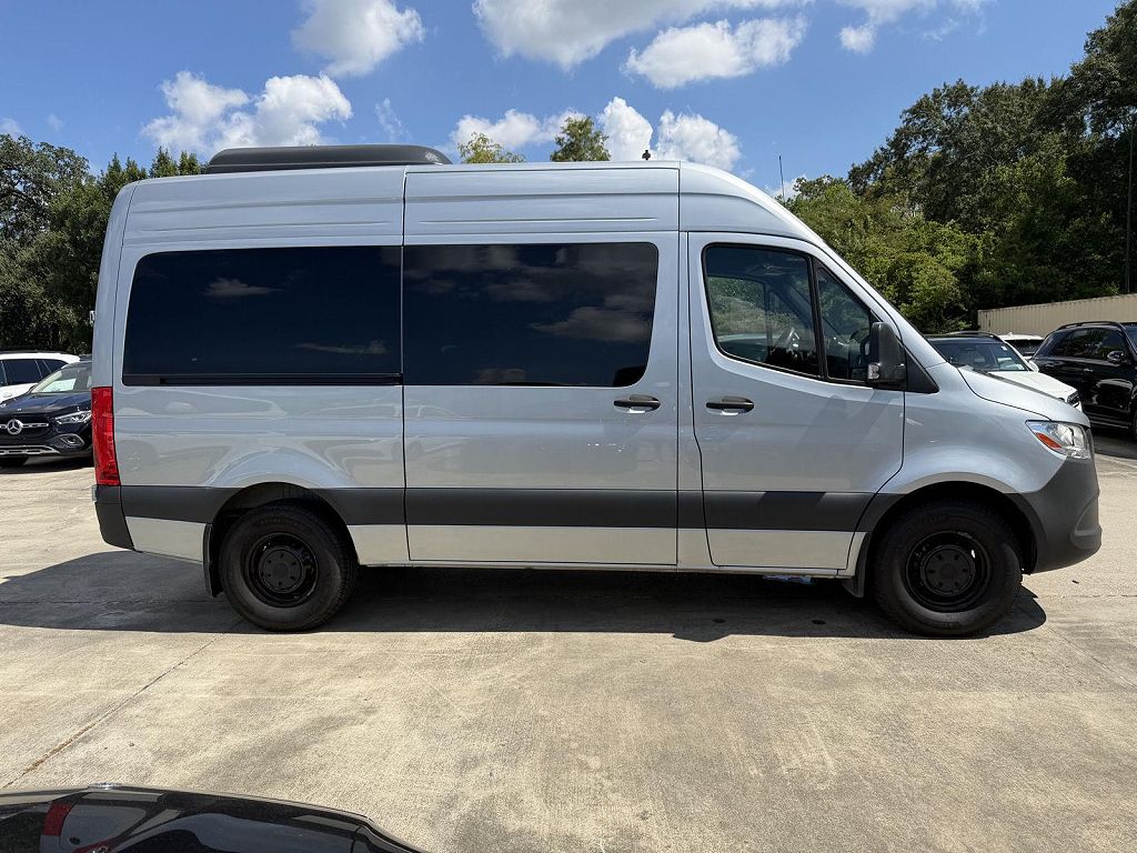 2025 Mercedes-Benz Sprinter 2500 144" WB Passenger