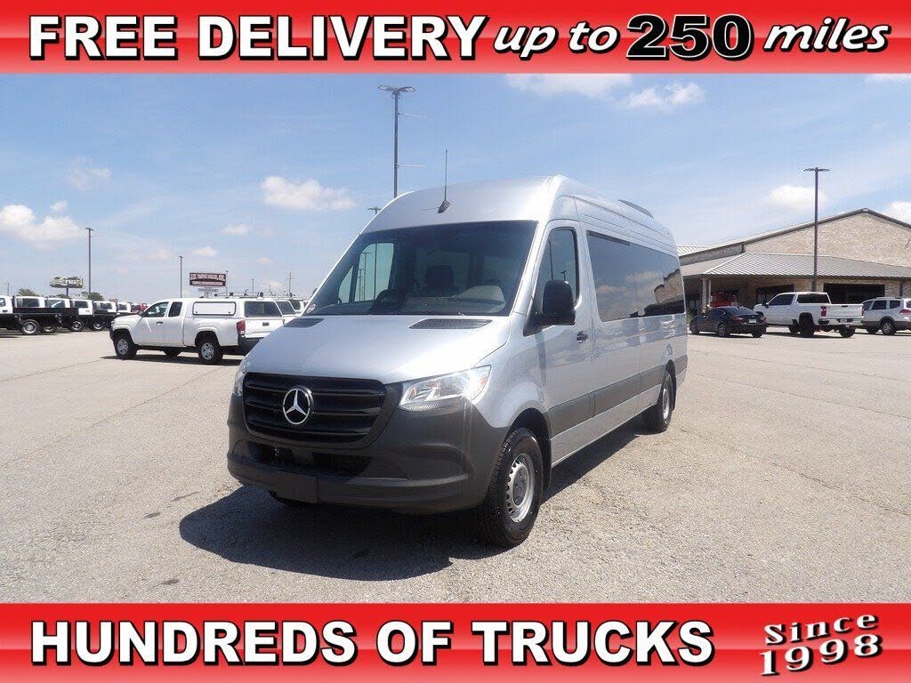 2025 Mercedes-Benz Sprinter 2500 170" WB Passenger