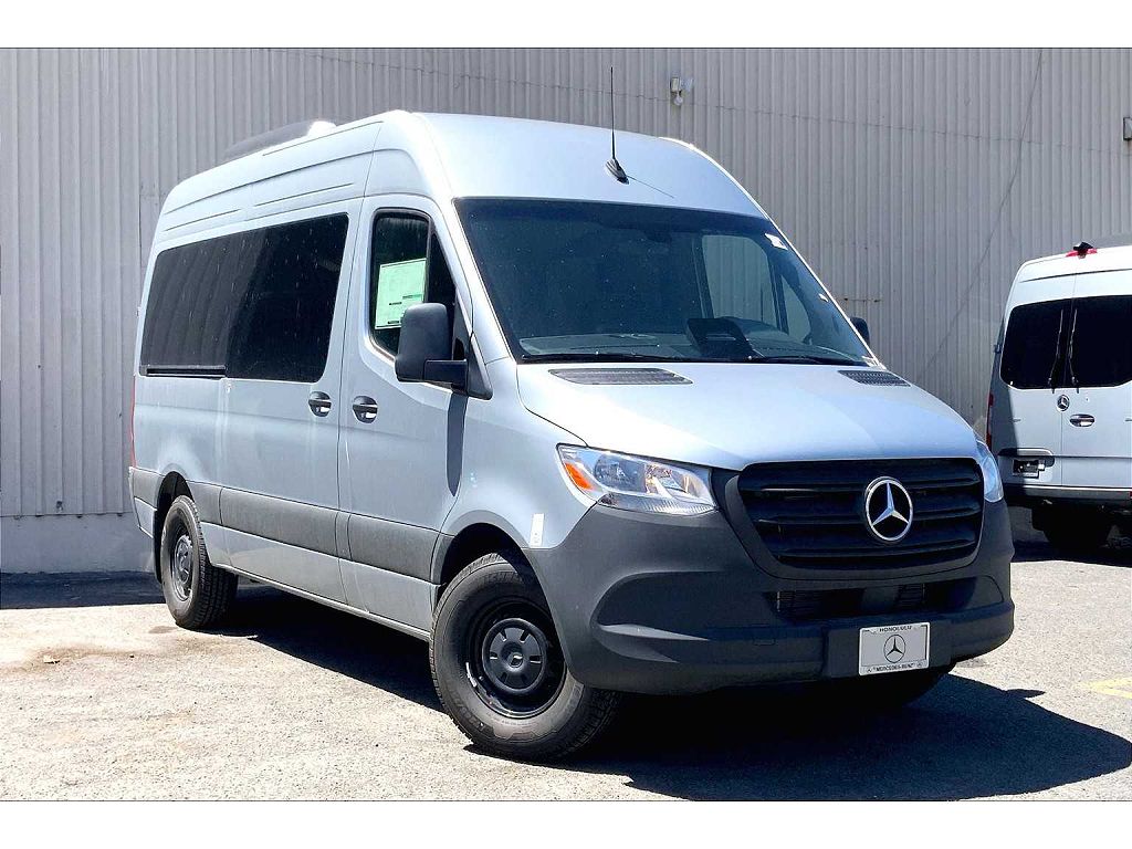 2025 Mercedes-Benz Sprinter 2500 144" WB Passenger