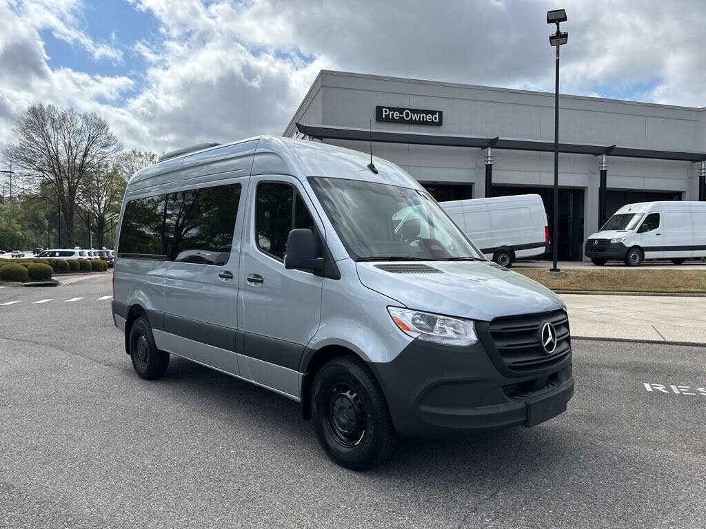 2025 Mercedes-Benz Sprinter 2500 144" WB Passenger