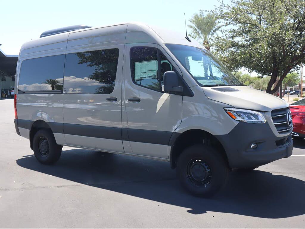2026 Mercedes-Benz Sprinter 2500 144" WB Passenger