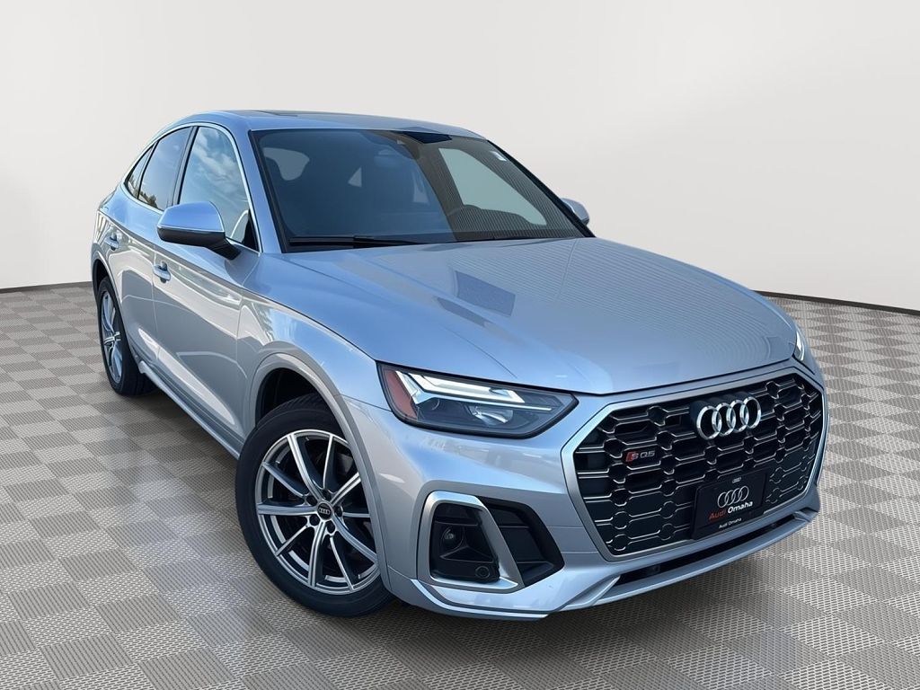2022 Audi SQ5 Premium