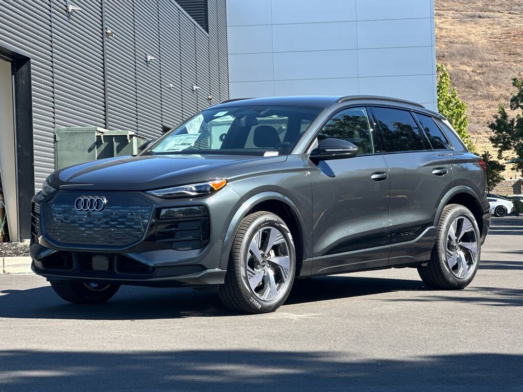 2027 Audi Q6 e-tron Premium