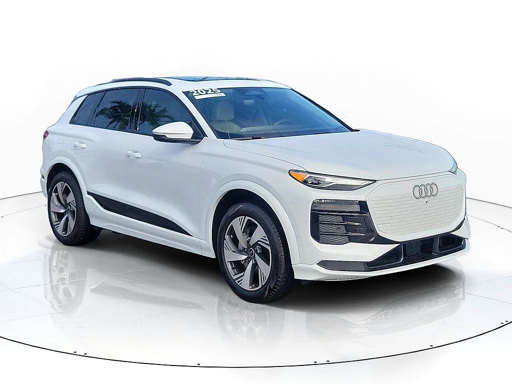 2025 Audi Q6 e-tron Premium