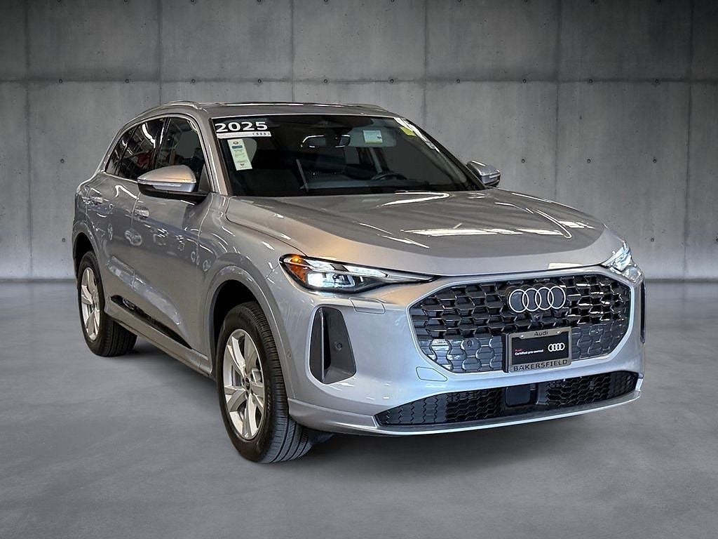 2025 Audi Q5 Premium