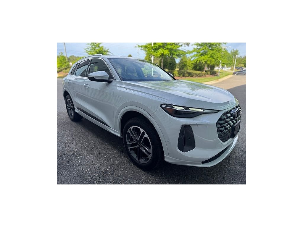 2025 Audi Q5 Premium