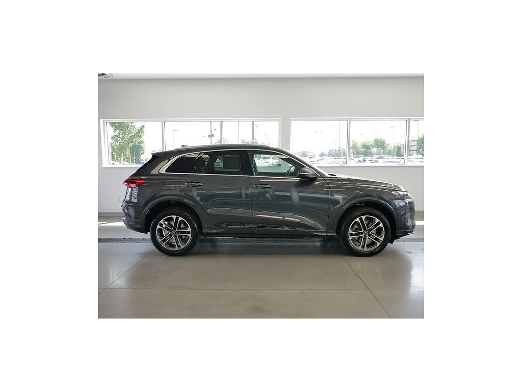 2025 Audi Q5 Premium