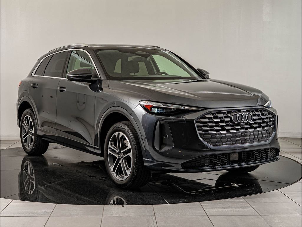 2025 Audi Q5 Premium